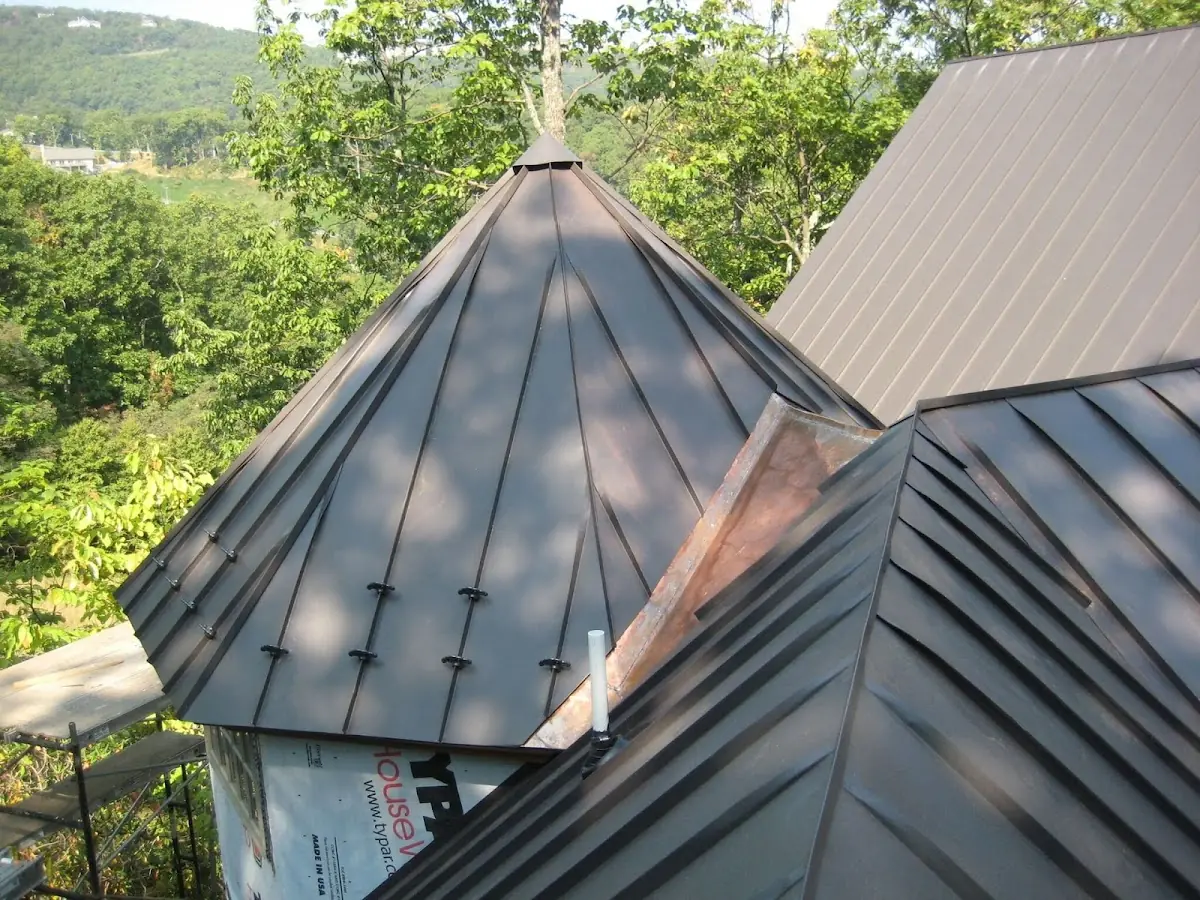 Professional Shingle Replacement & Repair by Craftsman Roofing in Apple Valley